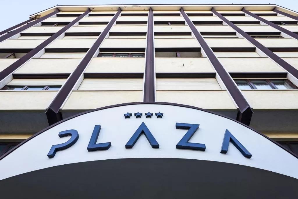 Hotel Plaza Pescara Bagian luar foto